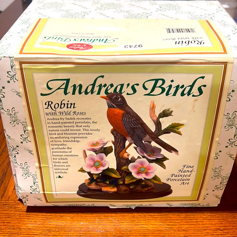 ANDREA’S BIRDS. ROBIN with WILD ROSES 🌹 Fine Hand Painted Porcelain Art 9743 - Picture 16 of 16